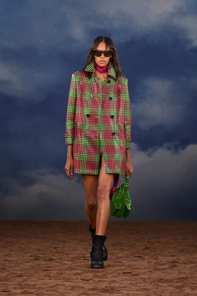 Look 8
